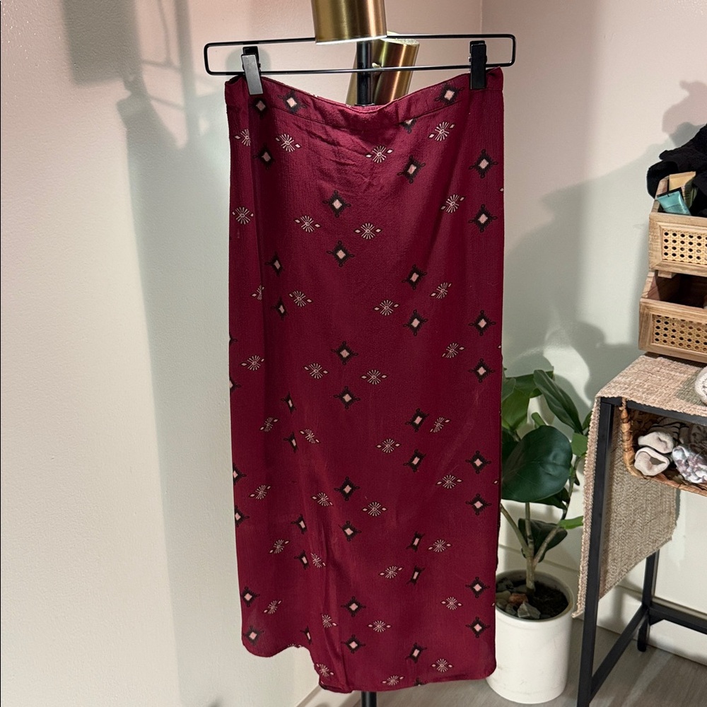 Y2K style floral midi Twik maroon geometric‎ slits sexy date night skirt Med